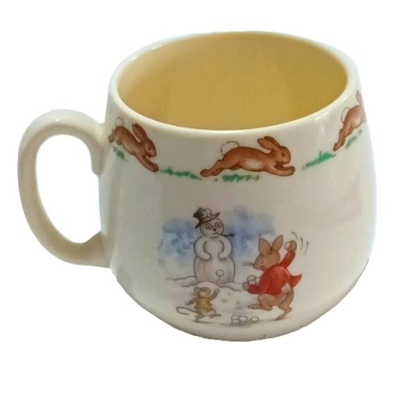Vintage Royal Doulton Bunnykins Mug Cup 'Playing in Snow' English Bone C… - Picture 2 of 6